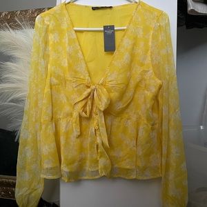 NWT Abercrombie Tie Front Chiffon Blouse